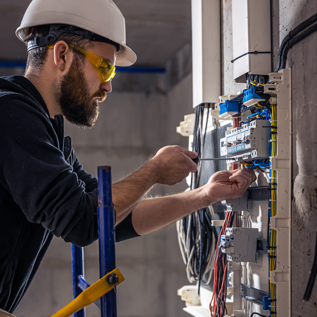 Curs de Electrician Constructor
