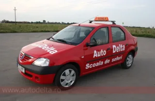 Dacia Logan 2007, mașină de școală Auto Delta (imaginea 3)