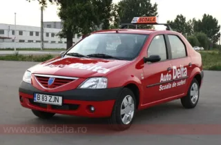 Dacia Logan 2008, mașină de școală Auto Delta (imaginea 2)