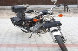 Suzuki 250 cm³ din 2001, motocicletă de școală Auto Delta (imaginea 2)