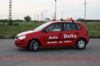 VW Polo Happy din 2007, mașină de școală Auto Delta (imaginea 3)